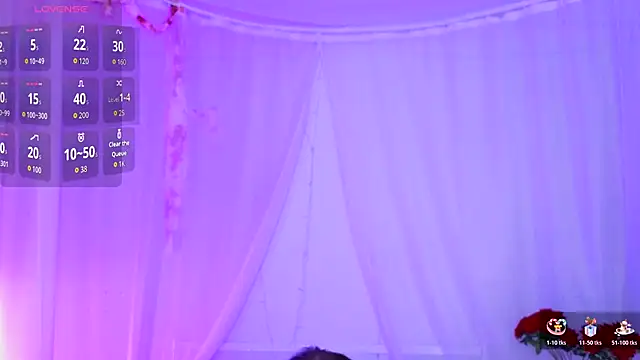 Snapshot of _Amelia_Shine_ chatting on October 31, 10:12 am Amelia Shine online show from October 31, 10:12 am