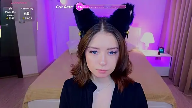 Snapshot of _Amelia_Shine_ chatting on December 2, 3:07 am Amelia Shine online show from December 2, 3:07 am