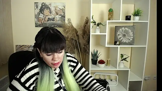 Snapshot of Dream_Caster_ chatting on September 29, 8:14 pm Dream Caster online show from September 29, 8:14 pm