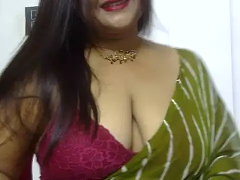 aarohee9 online show from June 24, 6:28 pm
