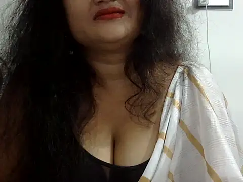 Snapshot of aarohee9 chatting on November 21, 6:29 pm aarohee9 online show from November 21, 6:29 pm