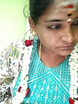 navyasree143 online show from November 18, 7:28 pm