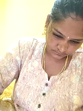 navyasree143 online show from October 7, 3:18 am