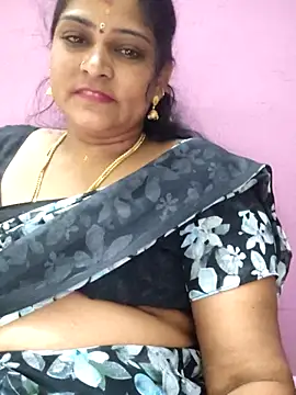 navyasree143 online show from October 31, 1:35 am