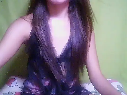 SweetPussie18x online show from December 3, 1:43 pm