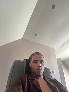 Snapshot of arcy973 chatting on June 26, 10:21 am arcy973 online show from June 26, 10:21 am