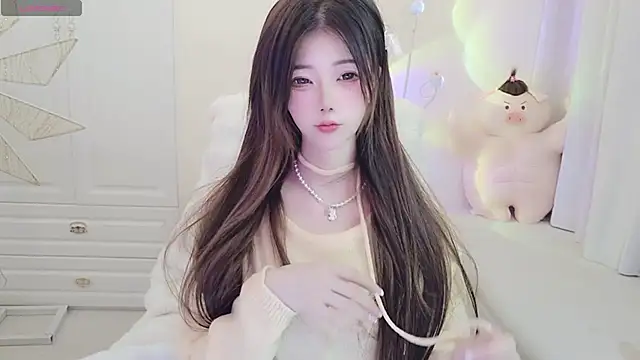 Coco-Di online show from December 15, 2:39 am