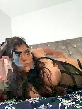 Snapshot of pmonie chatting on November 4, 5:39 pm pmonie online show from November 4, 5:39 pm