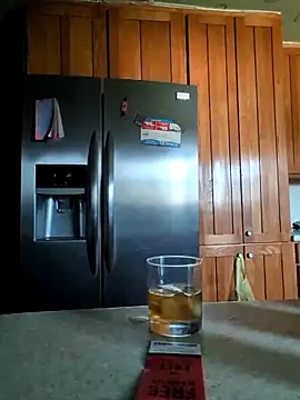 Snapshot of bear8t chatting on February 21, 9:50 pm bear8t online show from February 21, 9:50 pm