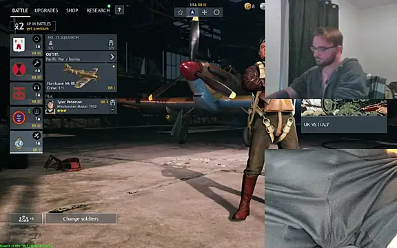 Snapshot of bear8t chatting on October 17, 8:10 pm bear8t online show from October 17, 8:10 pm