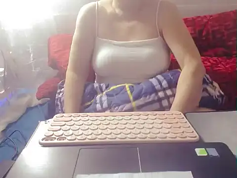 Snapshot of hyhy_99 chatting on November 7, 5:17 pm hyhy 99 online show from November 7, 5:17 pm