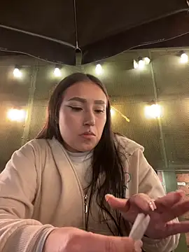 Snapshot of marii_mar chatting on October 15, 4:11 am marii mar online show from October 15, 4:11 am