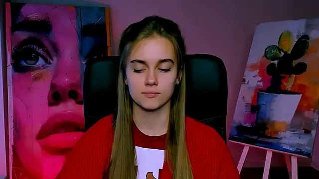 JuneWoods online show from November 28, 10:37 am