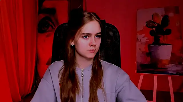 JuneWoods online show from April 15, 7:25 am