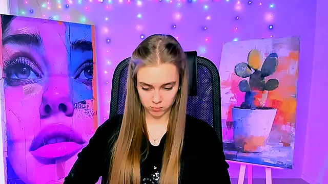 JuneWoods online show from February 10, 7:18 am