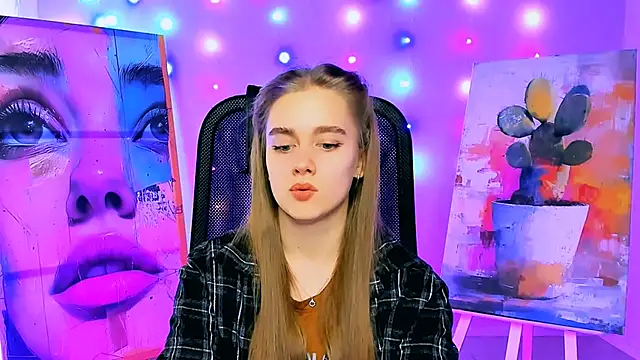 JuneWoods online show from February 11, 6:57 am