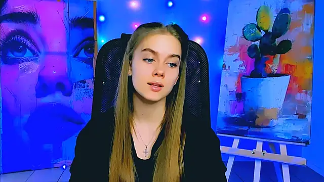 JuneWoods online show from March 10, 7:23 am