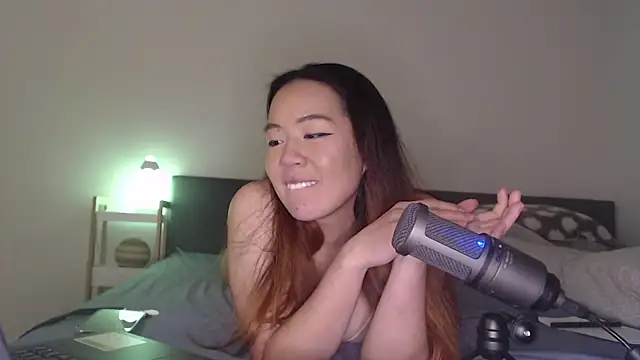 blueburrypie online show from October 15, 1:41 pm