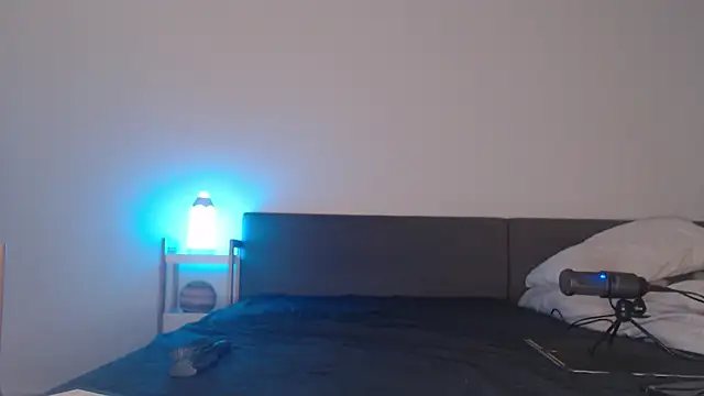 blueburrypie online show from November 4, 2:21 pm