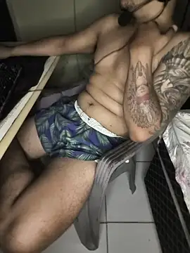 gtzmoreno online show from April 24, 8:00 pm