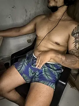 gtzmoreno online show from February 16, 5:28 am