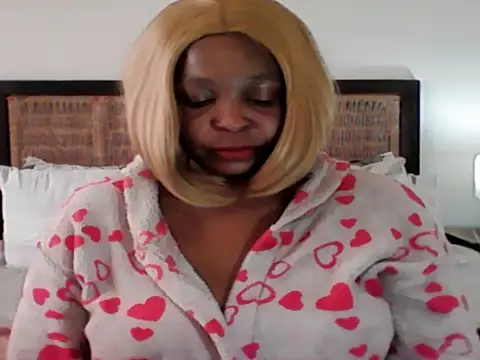 Blacksashaxx online show from May 13, 10:55 am