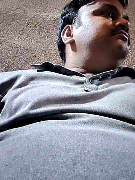 Snapshot of desiyouth94 chatting on October 22, 2:49 pm desiyouth94 online show from October 22, 2:49 pm