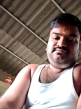 Snapshot of desiyouth94 chatting on October 29, 9:08 am desiyouth94 online show from October 29, 9:08 am