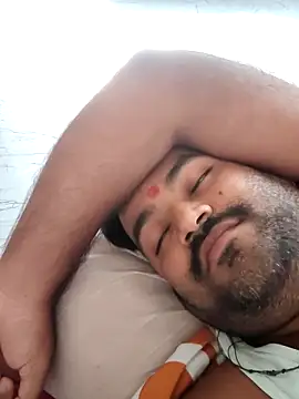 Snapshot of desiyouth94 chatting on November 5, 7:55 am desiyouth94 online show from November 5, 7:55 am