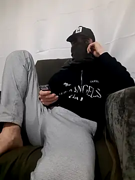 herkes26 online show from December 4, 6:07 pm