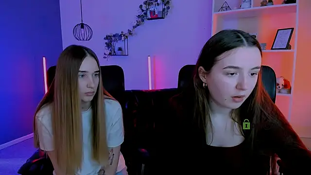 leslie bird online show from April 17, 12:52 pm