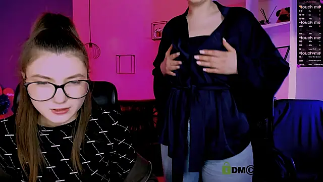 Snapshot of leslie_bird chatting on January 7, 1:27 pm leslie bird online show from January 7, 1:27 pm