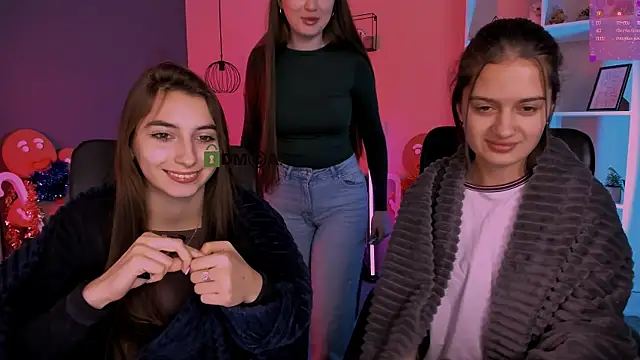 Snapshot of leslie_bird chatting on January 14, 9:57 am leslie bird online show from January 14, 9:57 am