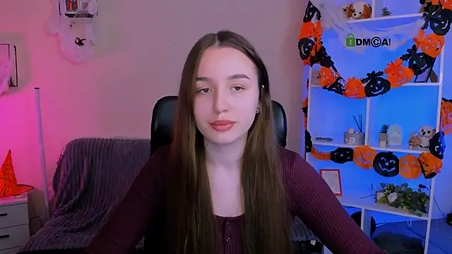 Snapshot of leslie_bird chatting on November 1, 10:20 am leslie bird online show from November 1, 10:20 am