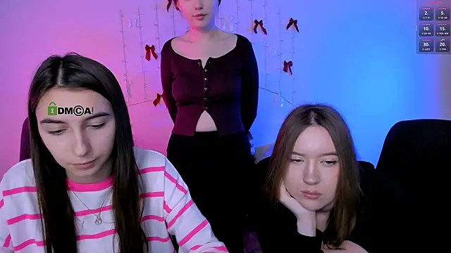 Snapshot of leslie_bird chatting on January 15, 10:29 am leslie bird online show from January 15, 10:29 am