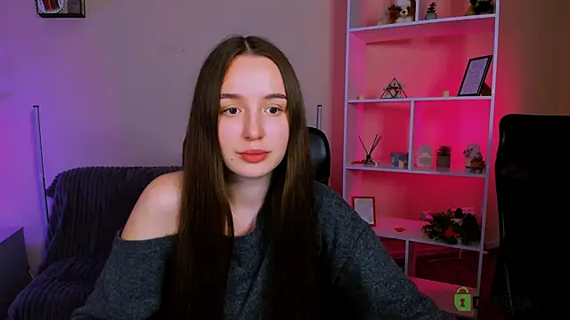 Snapshot of leslie_bird chatting on November 22, 11:53 am leslie bird online show from November 22, 11:53 am