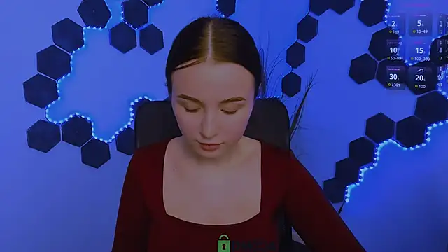 Snapshot of leslie_bird chatting on January 17, 4:32 pm leslie bird online show from January 17, 4:32 pm