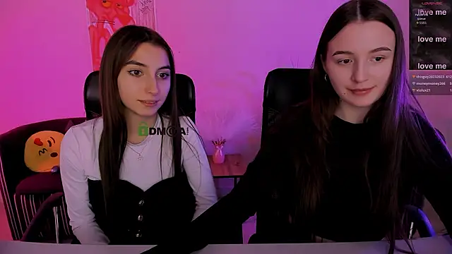 Snapshot of leslie_bird chatting on February 10, 12:59 pm leslie bird online show from February 10, 12:59 pm