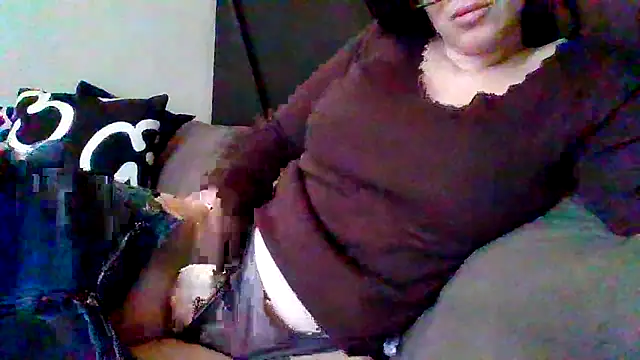 Snapshot of sexycolf chatting on October 17, 1:24 pm sexycolf online show from October 17, 1:24 pm