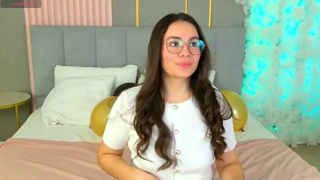 Snapshot of GabiBatista chatting on November 13, 5:11 am GabiBatista online show from November 13, 5:11 am