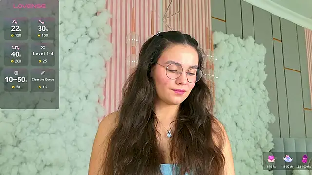 Snapshot of GabiBatista chatting on November 8, 5:11 am GabiBatista online show from November 8, 5:11 am