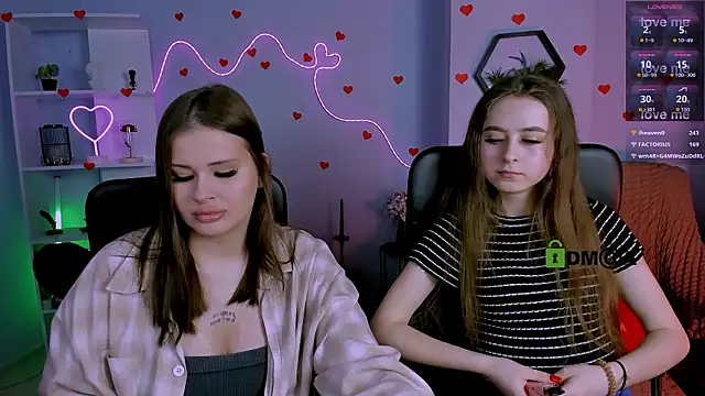 rebecca smile online show from February 27, 8:30 pm