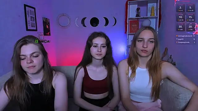 rebecca smile online show from May 25, 9:24 pm