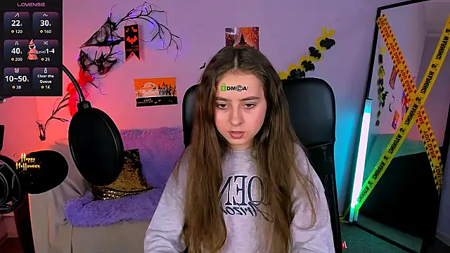 rebecca smile online show from November 3, 1:26 pm