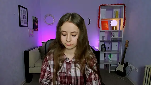 rebecca smile online show from February 4, 7:03 am