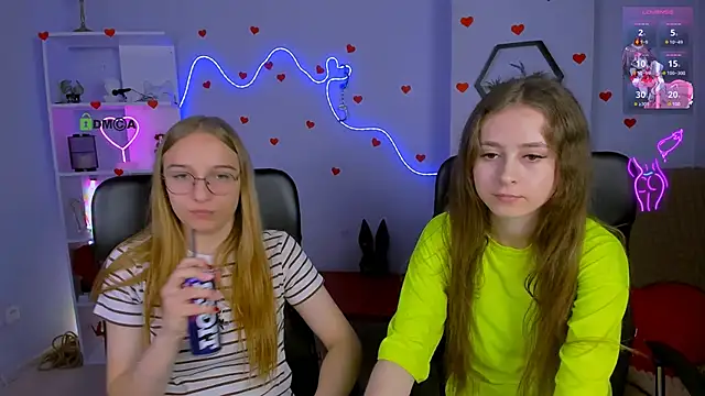 rebecca smile online show from May 30, 7:08 pm
