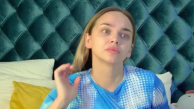 AnitaVenture online show from October 1, 4:06 am