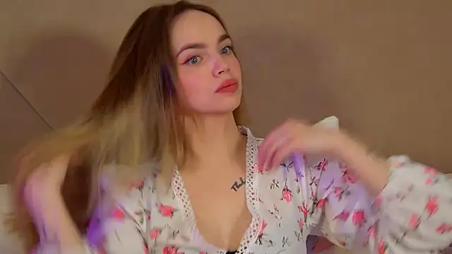 AnitaVenture online show from April 15, 4:18 am