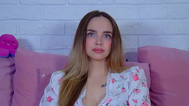 AnitaVenture online show from April 9, 4:25 am