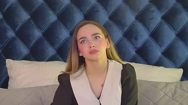 AnitaVenture online show from April 6, 4:41 am